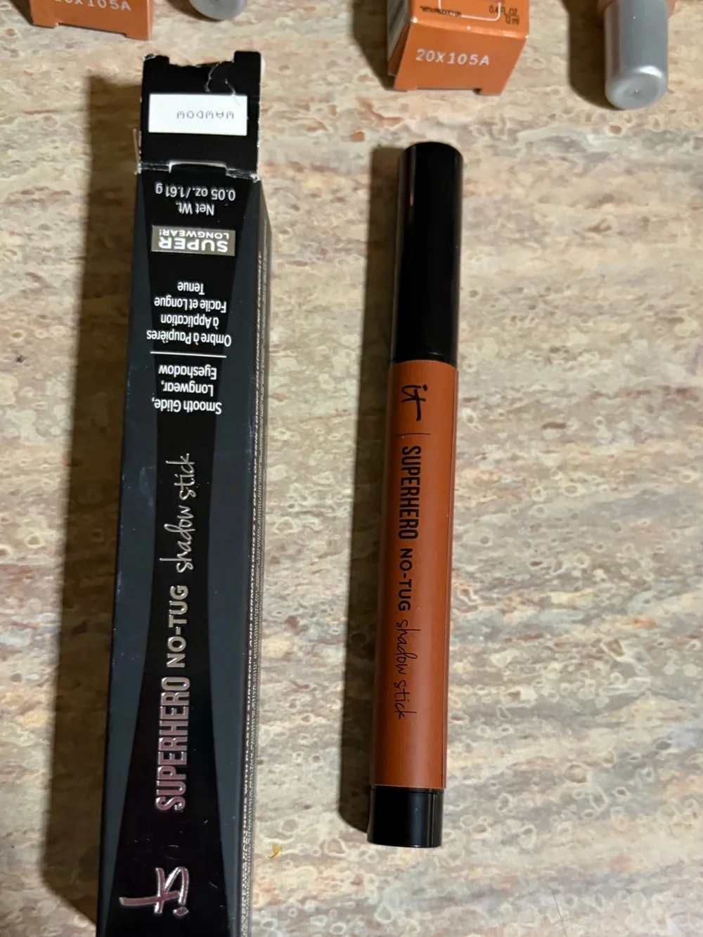 IT Superhero No Tug Tenacious Tawny Shadow Stick, 2-l’Oreal eye cream concealers